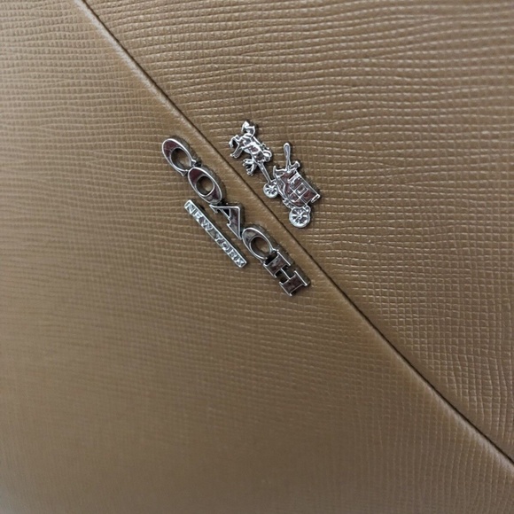 COACH Borough Bag - Picture 4 of 9